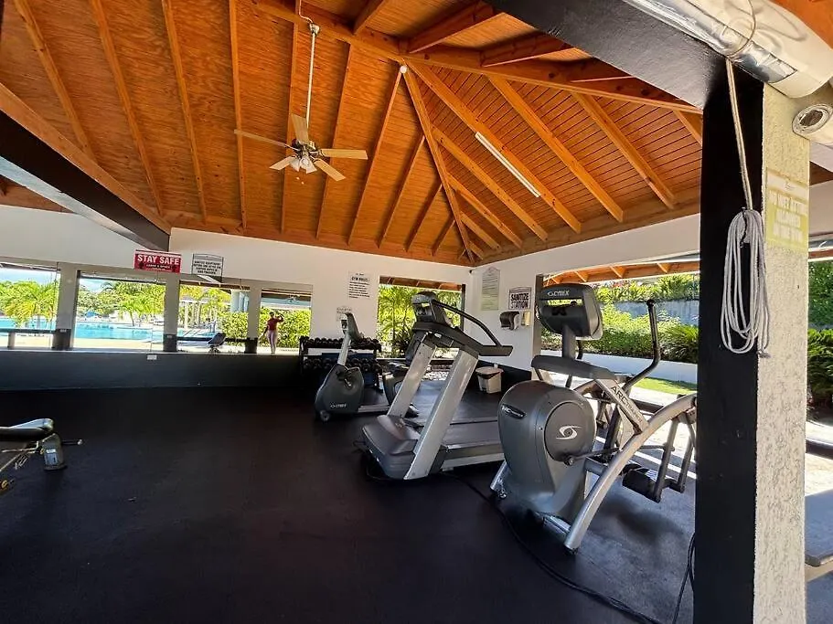 Coolshade Luxury Three Bedroom Ocho Rios Banks Villa